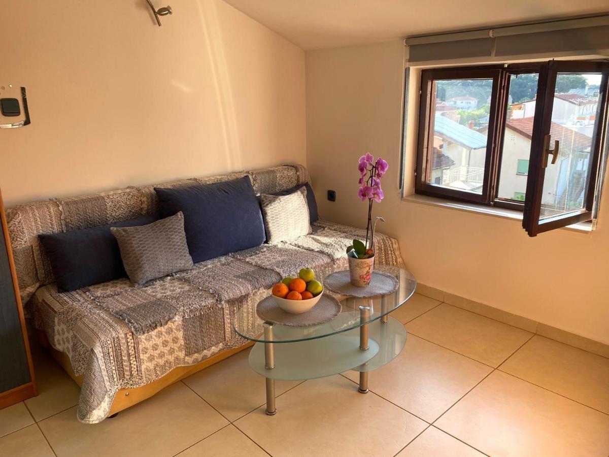 Apartments Mare Pula Luaran gambar