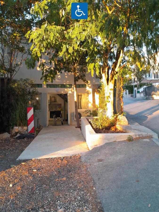 Apartments Mare Pula Luaran gambar