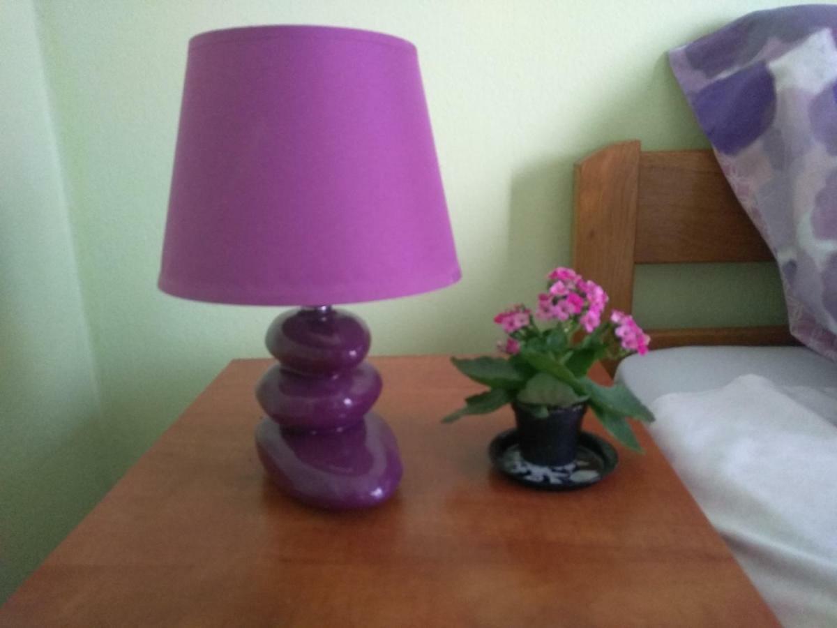 Apartments Mare Pula Luaran gambar